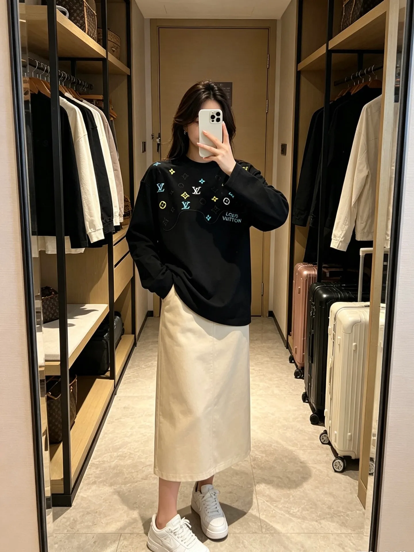 Louis Vuitton/ T